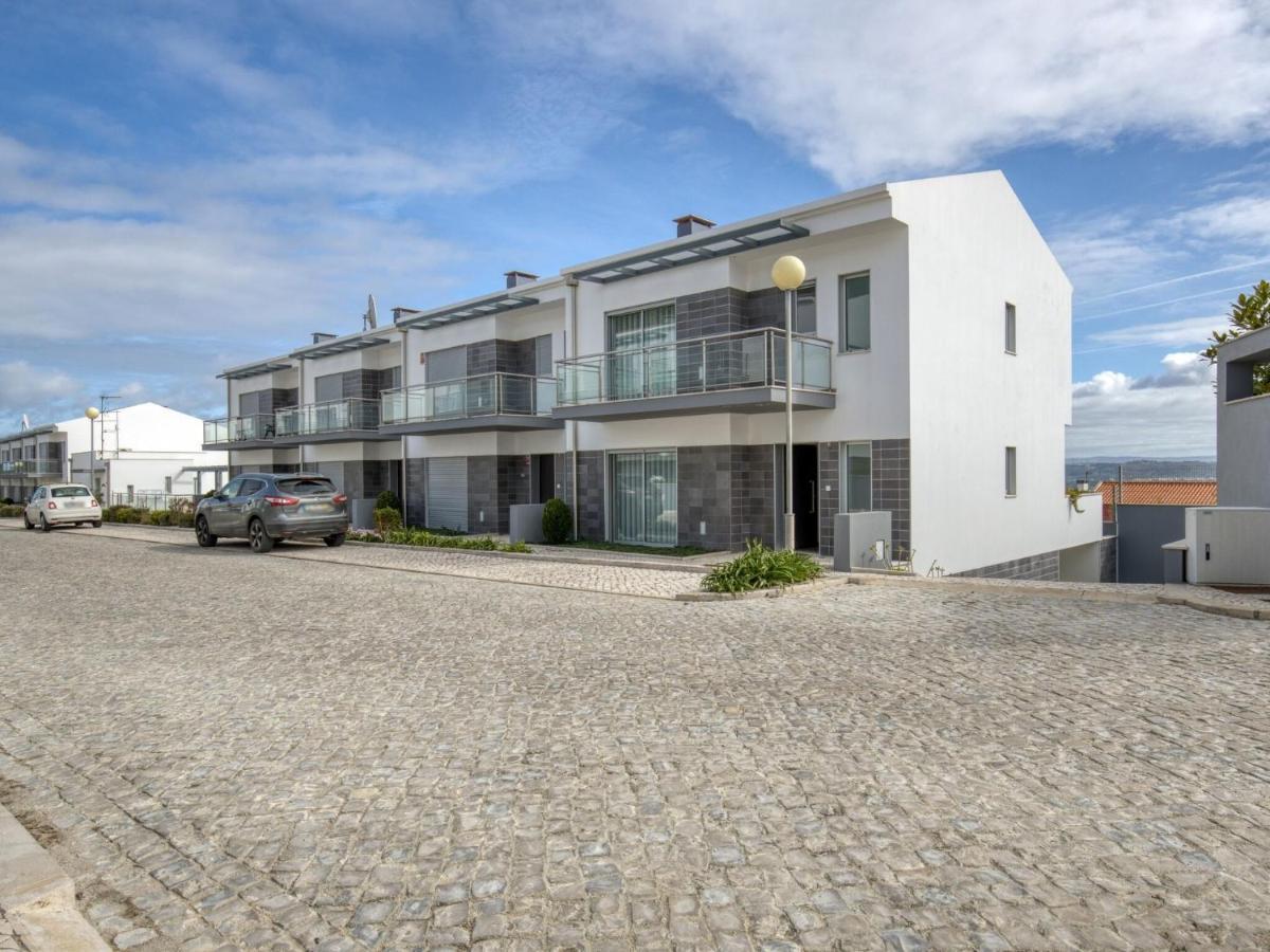 Modern Holiday Home In Salir Do Porto With Swimming Pool Salir de Porto エクステリア 写真