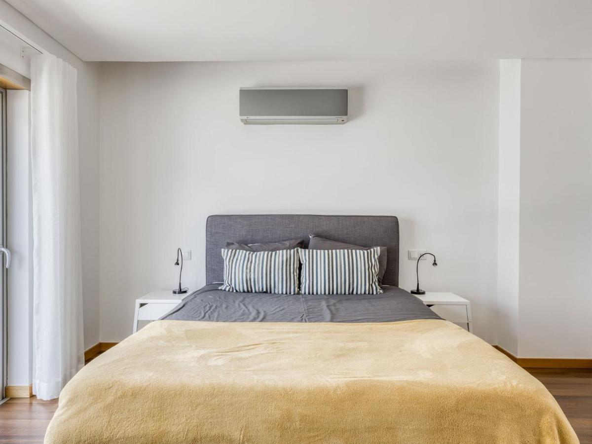 Modern Holiday Home In Salir Do Porto With Swimming Pool Salir de Porto エクステリア 写真