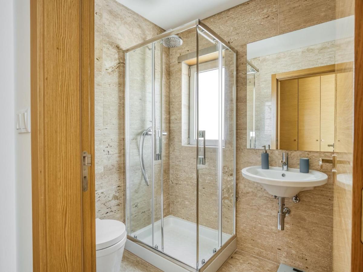 Modern Holiday Home In Salir Do Porto With Swimming Pool Salir de Porto エクステリア 写真