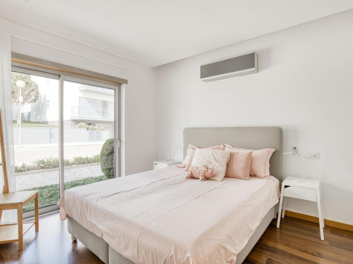 Modern Holiday Home In Salir Do Porto With Swimming Pool Salir de Porto エクステリア 写真