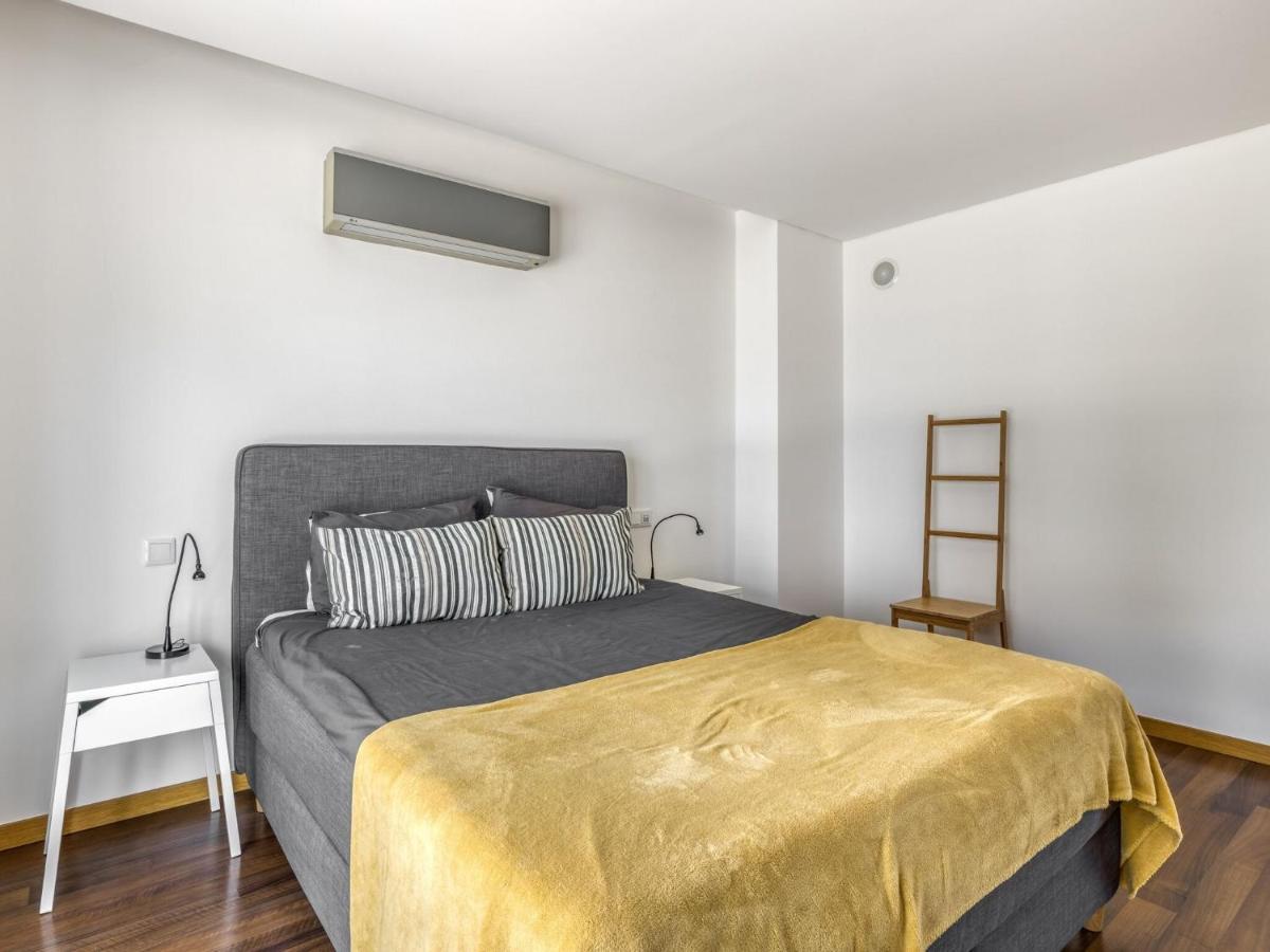 Modern Holiday Home In Salir Do Porto With Swimming Pool Salir de Porto エクステリア 写真