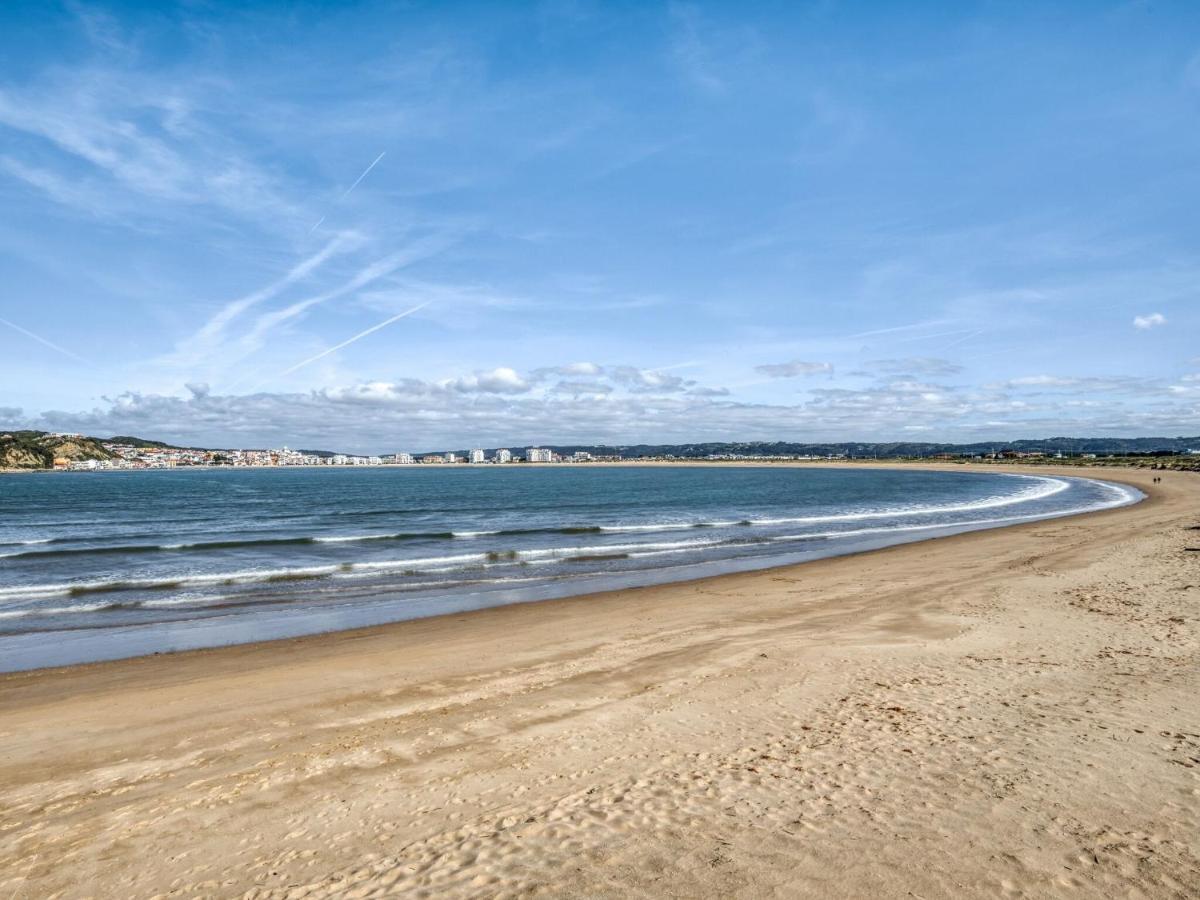 Modern Holiday Home In Salir Do Porto With Swimming Pool Salir de Porto エクステリア 写真