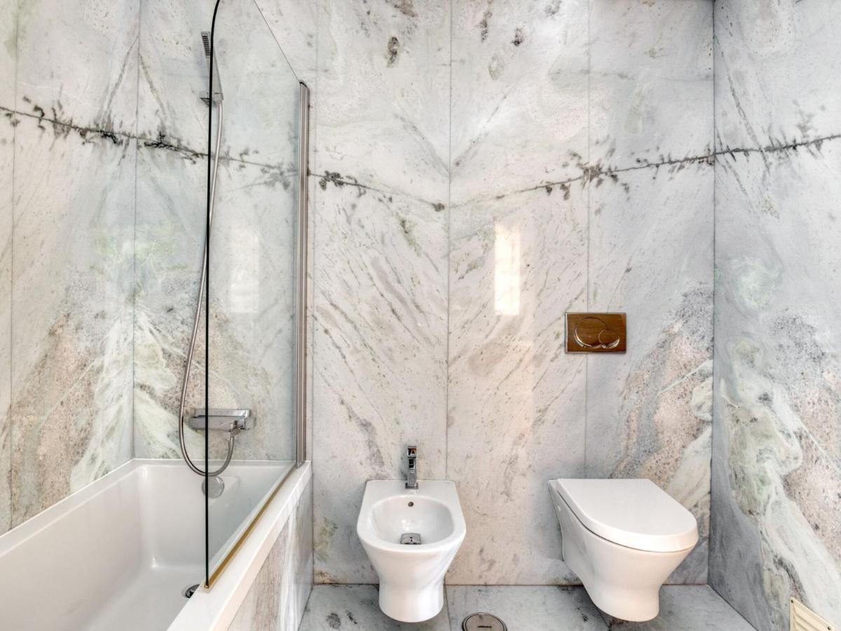 Modern Holiday Home In Salir Do Porto With Swimming Pool Salir de Porto エクステリア 写真