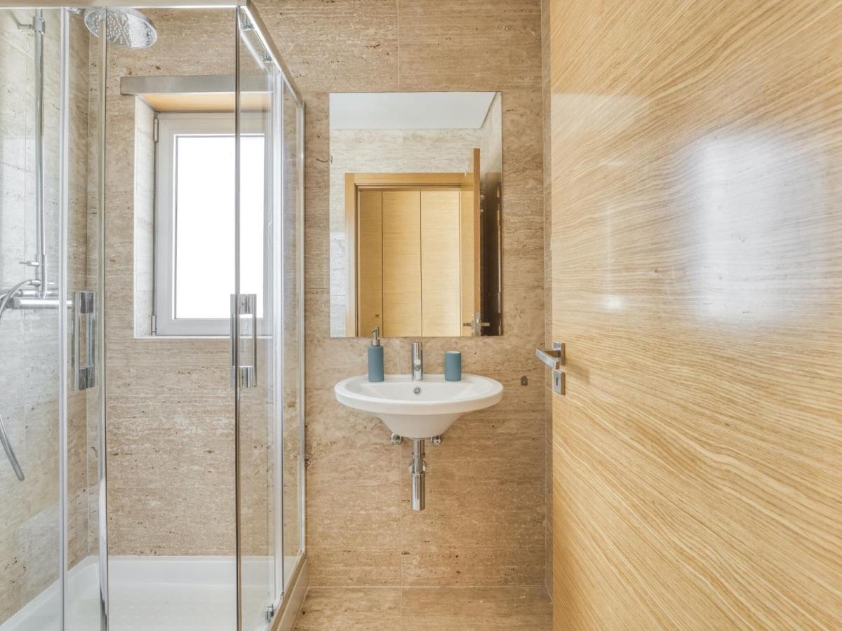 Modern Holiday Home In Salir Do Porto With Swimming Pool Salir de Porto エクステリア 写真