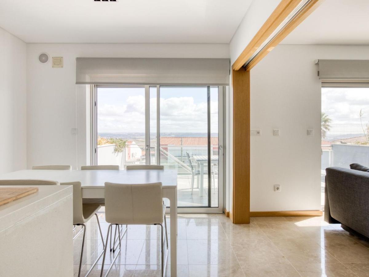 Modern Holiday Home In Salir Do Porto With Swimming Pool Salir de Porto 部屋 写真
